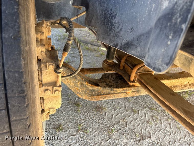 image for item FG0521 2006 GMC C5500 utility / service truck