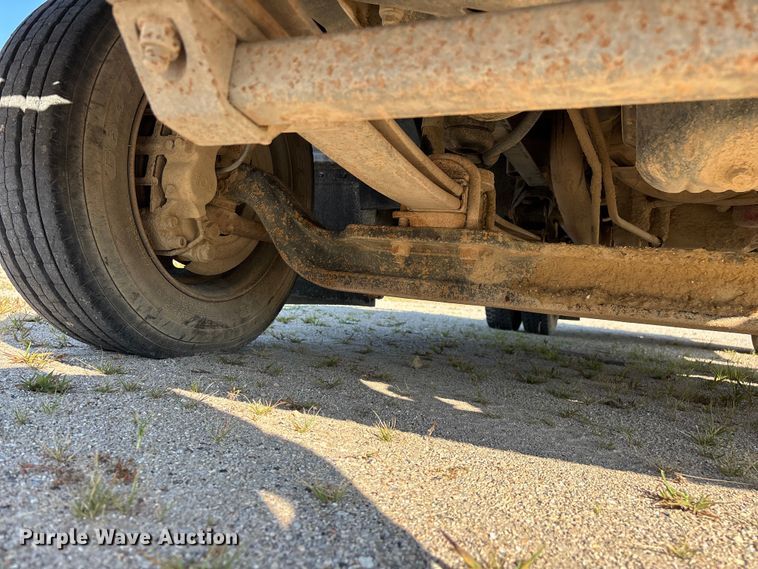 image for item FG0521 2006 GMC C5500 utility / service truck