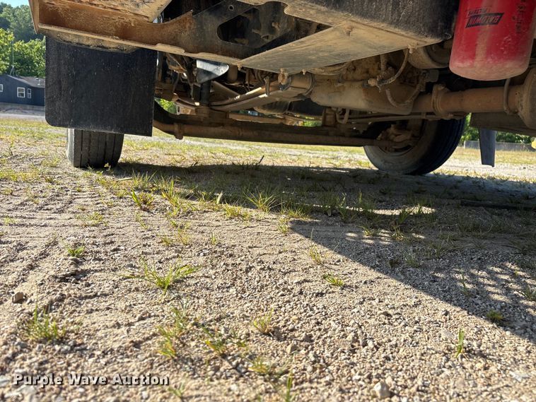 image for item FG0521 2006 GMC C5500 utility / service truck