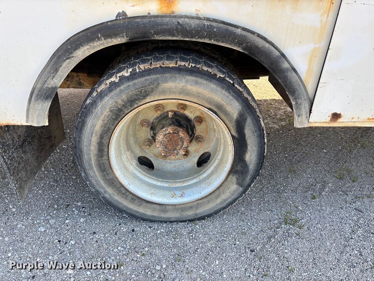 image for item FG0521 2006 GMC C5500 utility / service truck