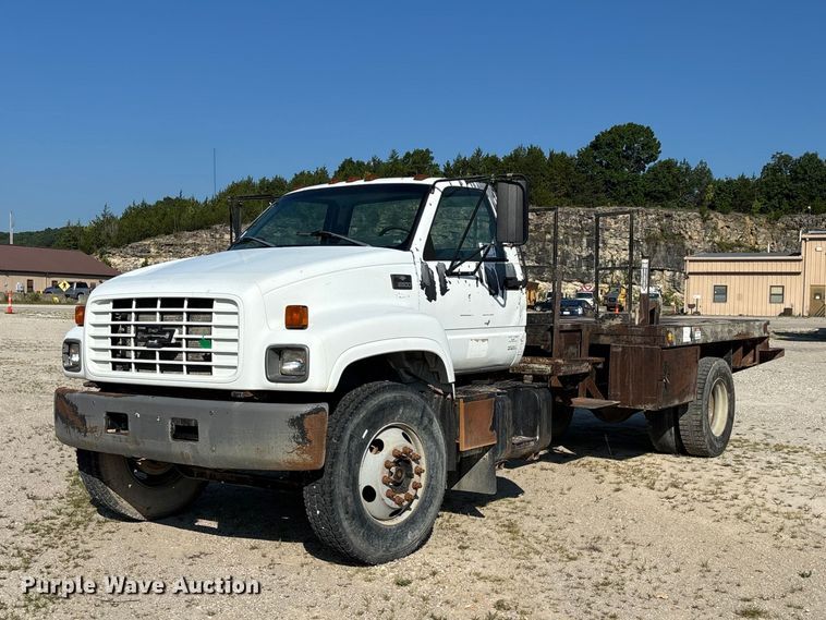 1999 Chevrolet C6500 flatbed truck