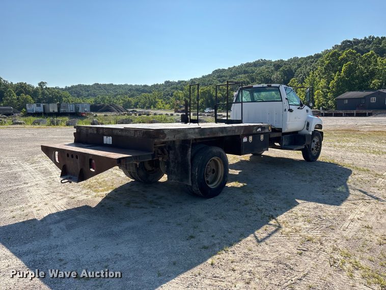 image for item FG0522 1999 Chevrolet C6500 flatbed truck