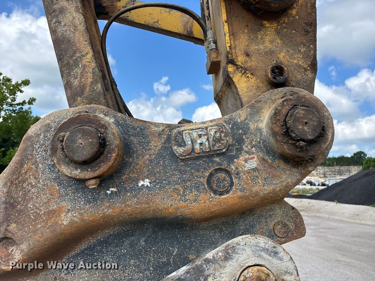 image for item FG0523 2004 Komatsu PC300LC-7L excavator