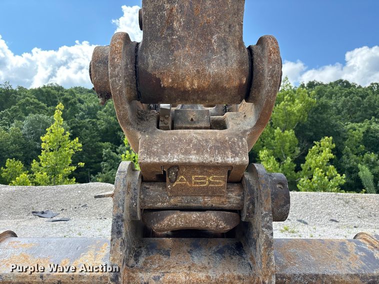 image for item FG0523 2004 Komatsu PC300LC-7L excavator