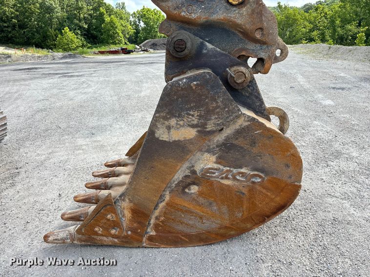 image for item FG0523 2004 Komatsu PC300LC-7L excavator