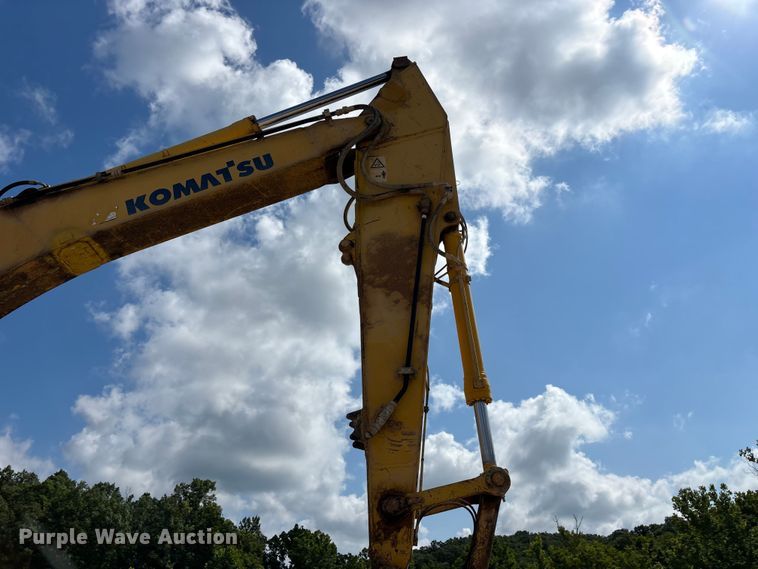 image for item FG0523 2004 Komatsu PC300LC-7L excavator