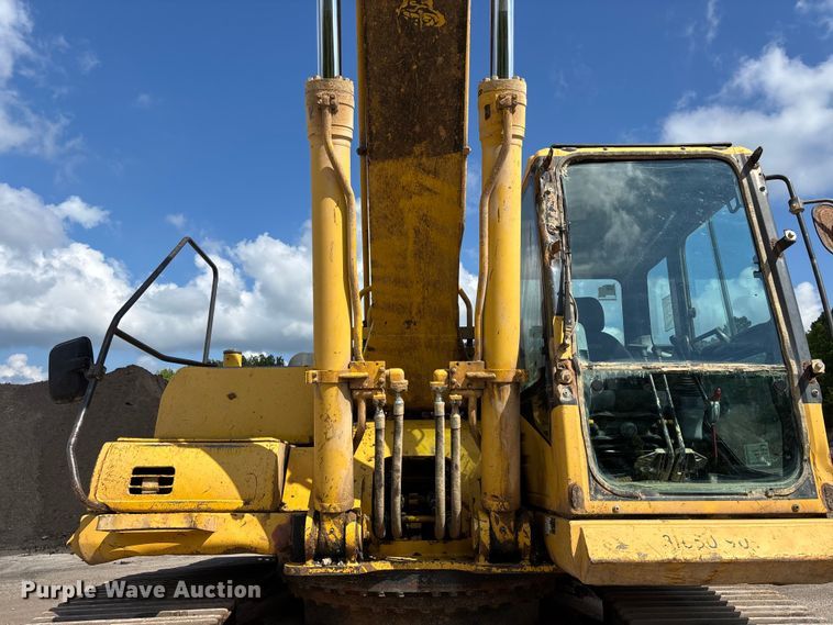 image for item FG0523 2004 Komatsu PC300LC-7L excavator
