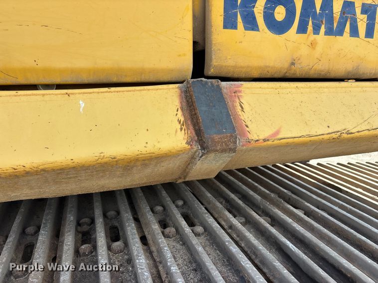 image for item FG0523 2004 Komatsu PC300LC-7L excavator