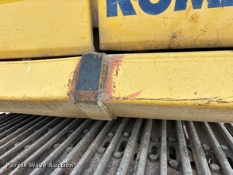 image for item FG0523 2004 Komatsu PC300LC-7L excavator