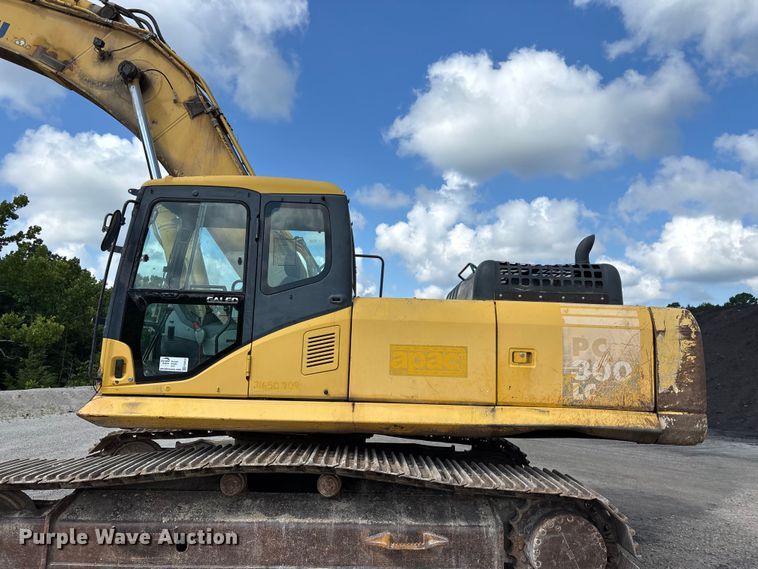 image for item FG0523 2004 Komatsu PC300LC-7L excavator