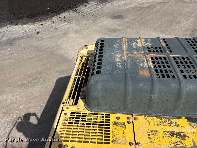 image for item FG0523 2004 Komatsu PC300LC-7L excavator