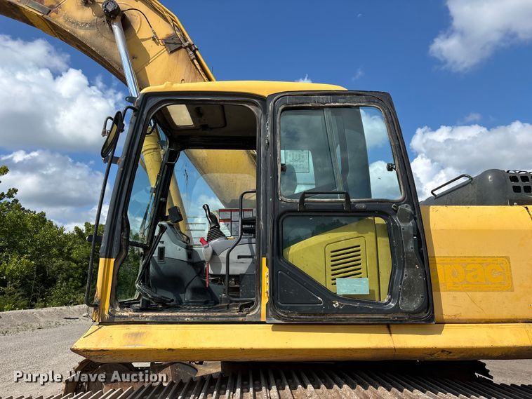image for item FG0523 2004 Komatsu PC300LC-7L excavator