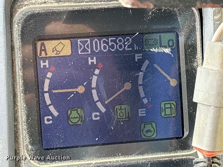 image for item FG0523 2004 Komatsu PC300LC-7L excavator