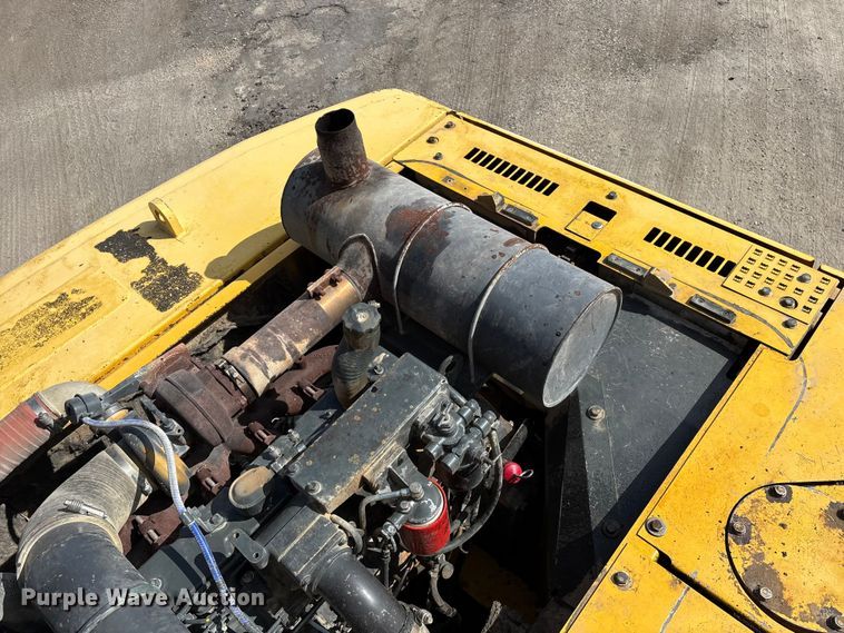 image for item FG0523 2004 Komatsu PC300LC-7L excavator
