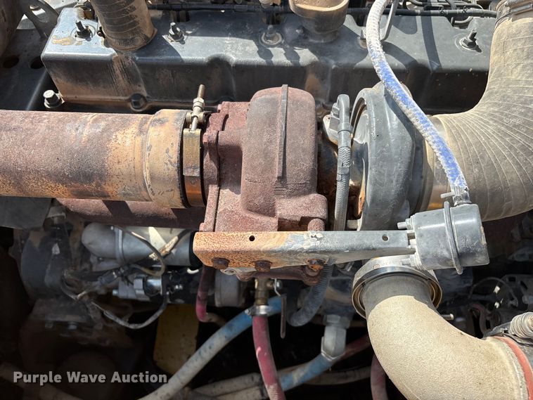 image for item FG0523 2004 Komatsu PC300LC-7L excavator