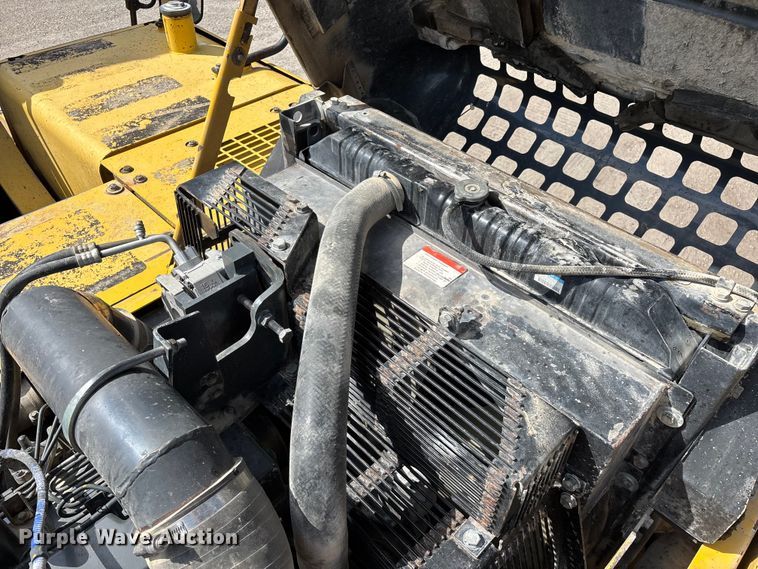 image for item FG0523 2004 Komatsu PC300LC-7L excavator