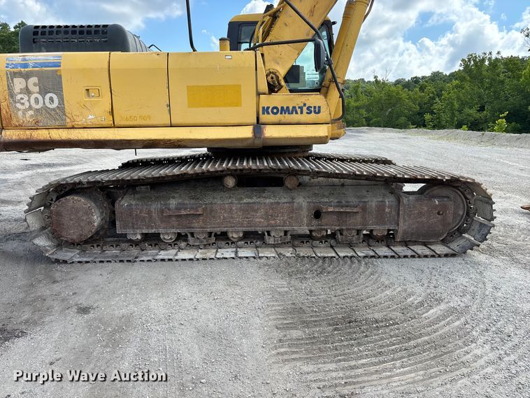 image for item FG0523 2004 Komatsu PC300LC-7L excavator