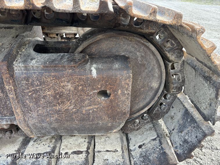 image for item FG0523 2004 Komatsu PC300LC-7L excavator
