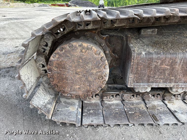 image for item FG0523 2004 Komatsu PC300LC-7L excavator