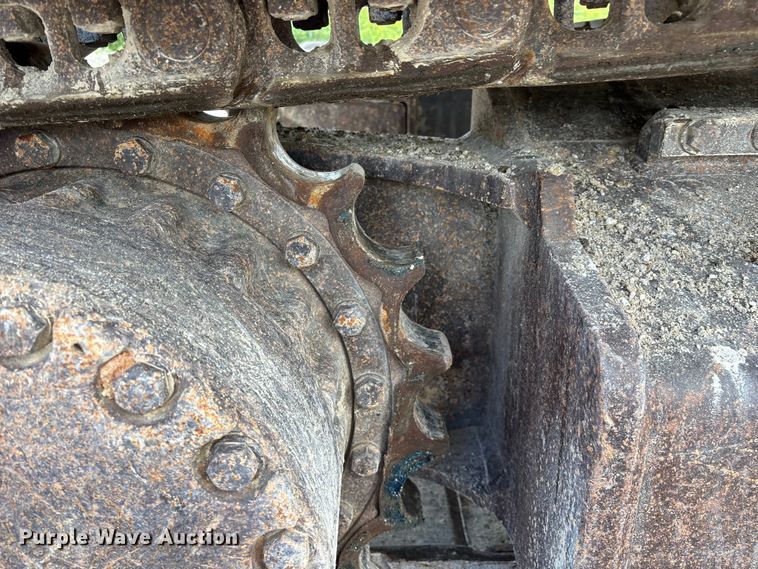 image for item FG0523 2004 Komatsu PC300LC-7L excavator