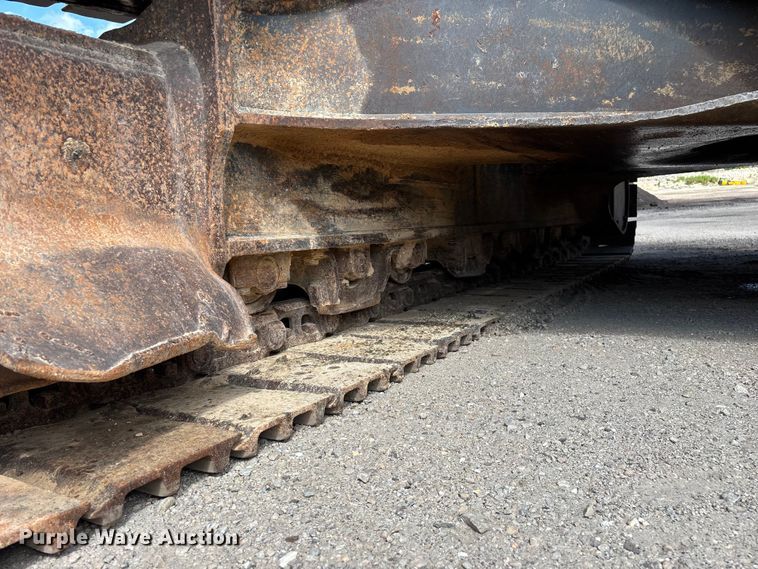 image for item FG0523 2004 Komatsu PC300LC-7L excavator