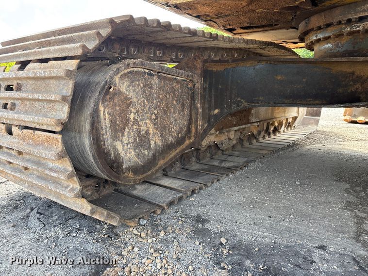 image for item FG0523 2004 Komatsu PC300LC-7L excavator