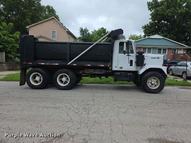 image for item FH6187 1980 Chevrolet Bison dump truck