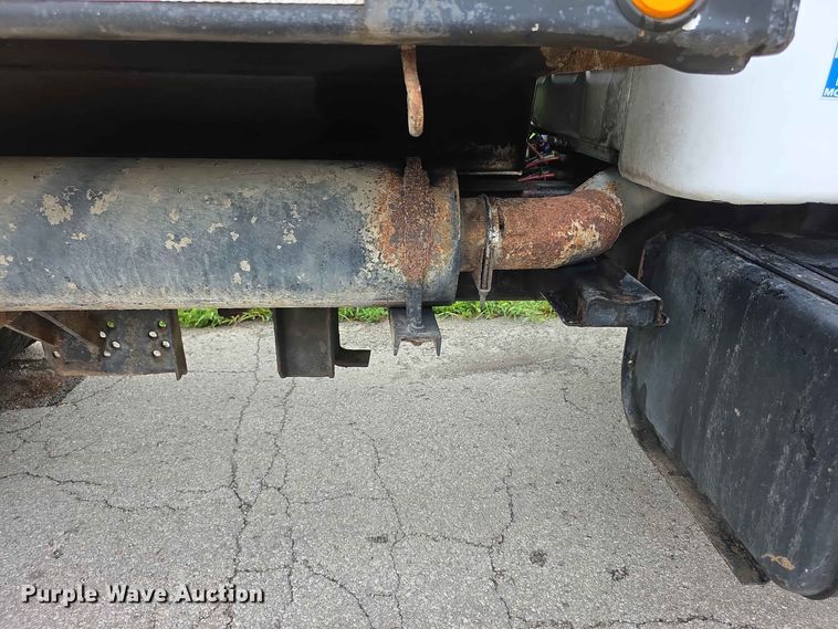 image for item FH6187 1980 Chevrolet Bison dump truck