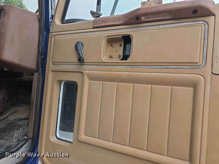 image for item FH6187 1980 Chevrolet Bison dump truck