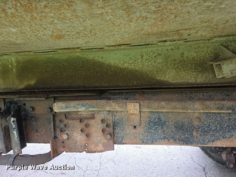 image for item FH6187 1980 Chevrolet Bison dump truck
