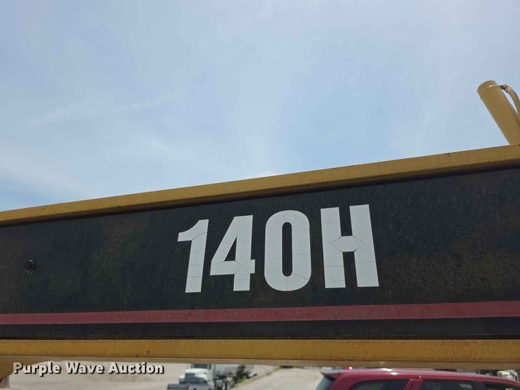 image for item FH6191 1998 Caterpillar 140H motor grader