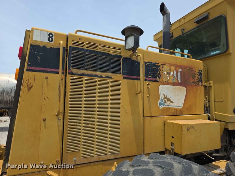 image for item FH6191 1998 Caterpillar 140H motor grader