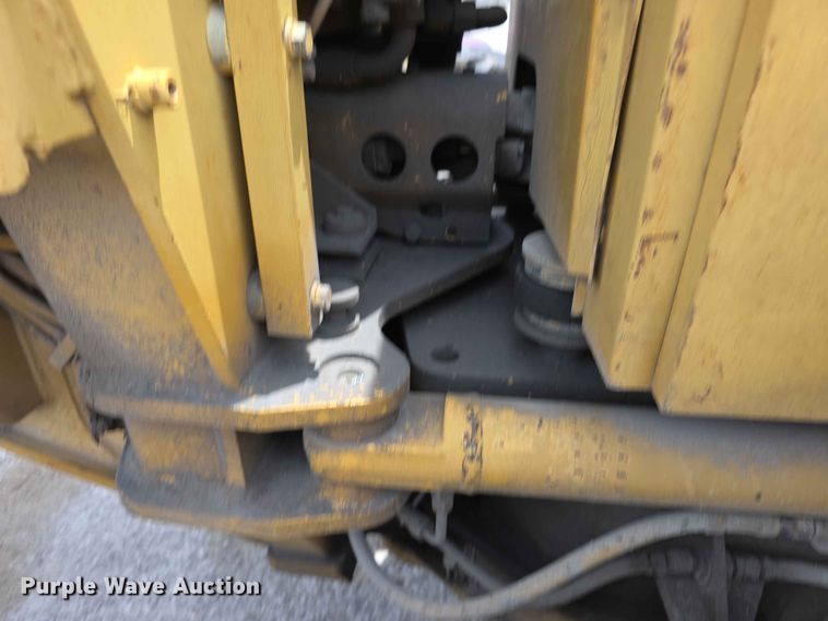 image for item FH6191 1998 Caterpillar 140H motor grader