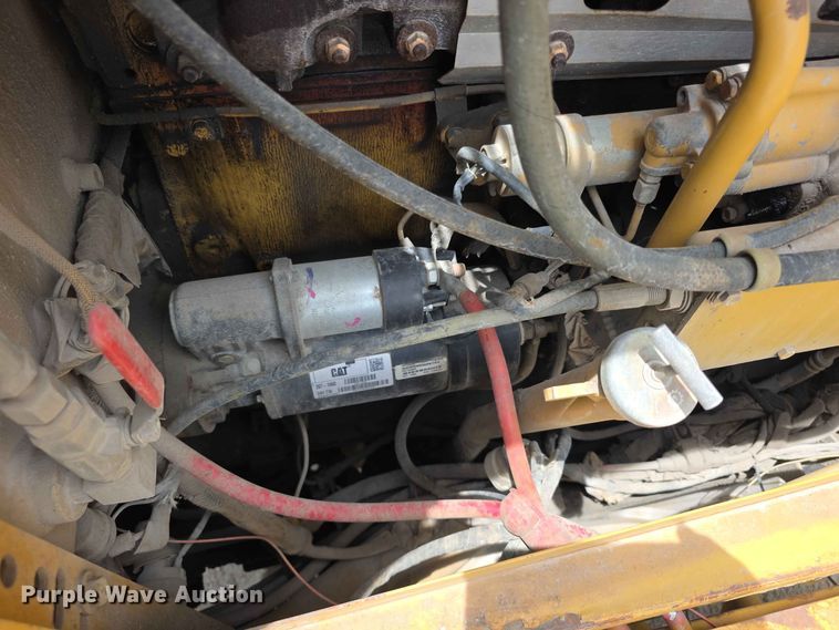 image for item FH6191 1998 Caterpillar 140H motor grader