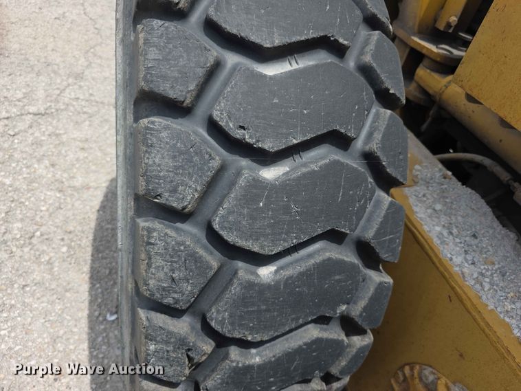 image for item FH6191 1998 Caterpillar 140H motor grader