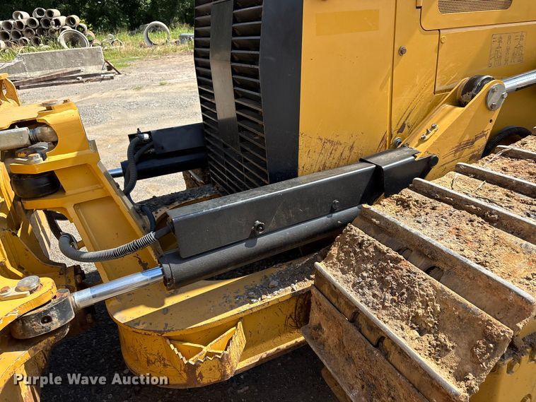 image for item FI0233 2013 Caterpillar D6K2 XL dozer