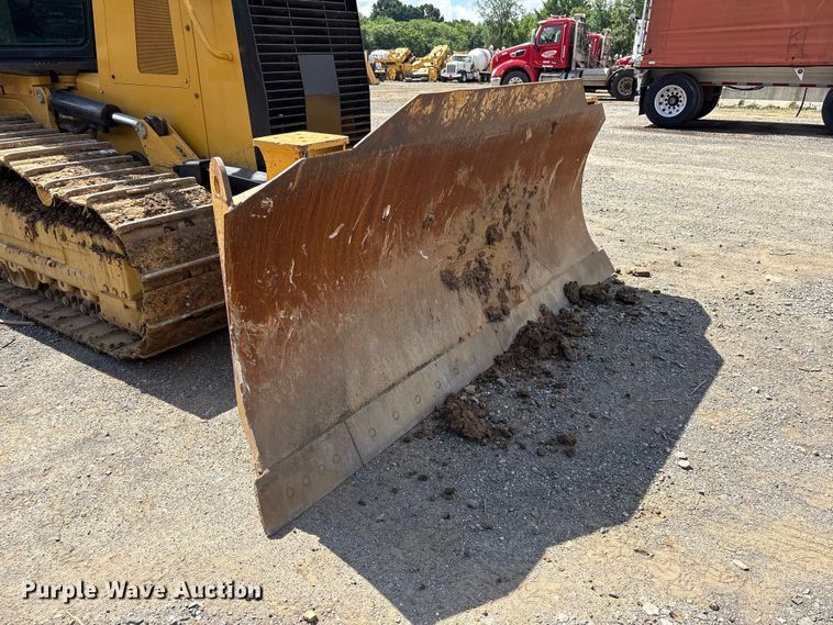 image for item FI0233 2013 Caterpillar D6K2 XL dozer