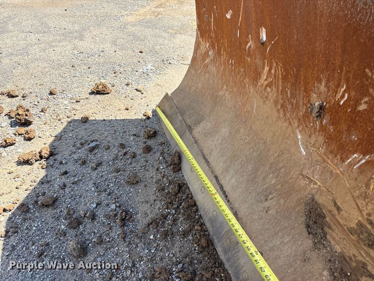 image for item FI0233 2013 Caterpillar D6K2 XL dozer