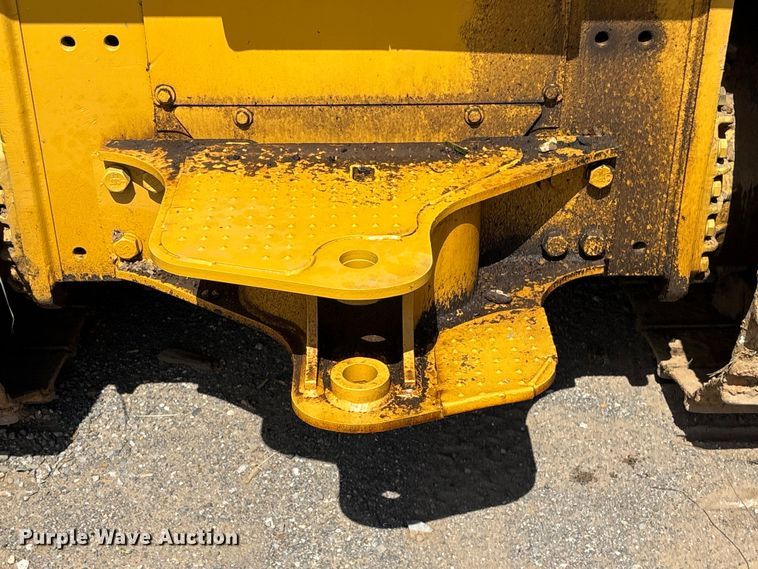 image for item FI0233 2013 Caterpillar D6K2 XL dozer