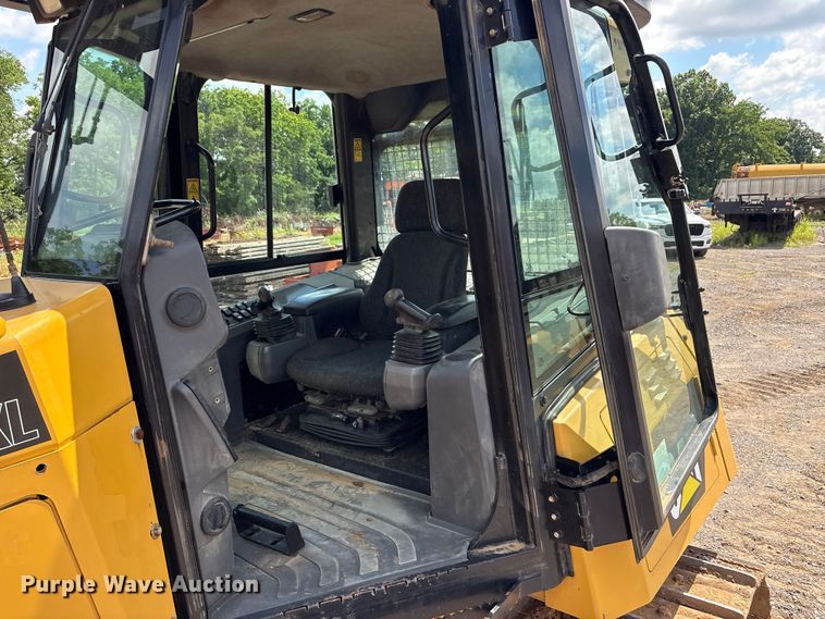 image for item FI0233 2013 Caterpillar D6K2 XL dozer