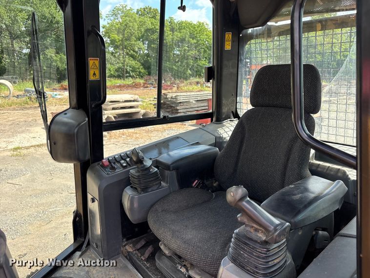 image for item FI0233 2013 Caterpillar D6K2 XL dozer