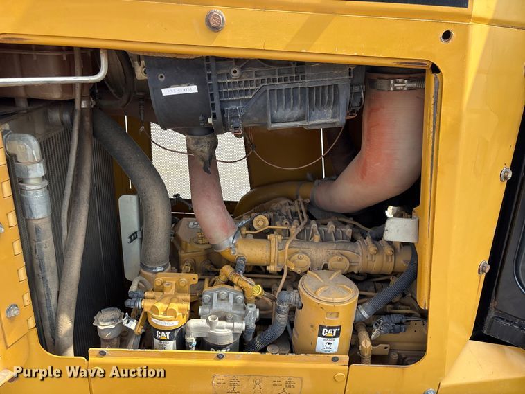image for item FI0233 2013 Caterpillar D6K2 XL dozer