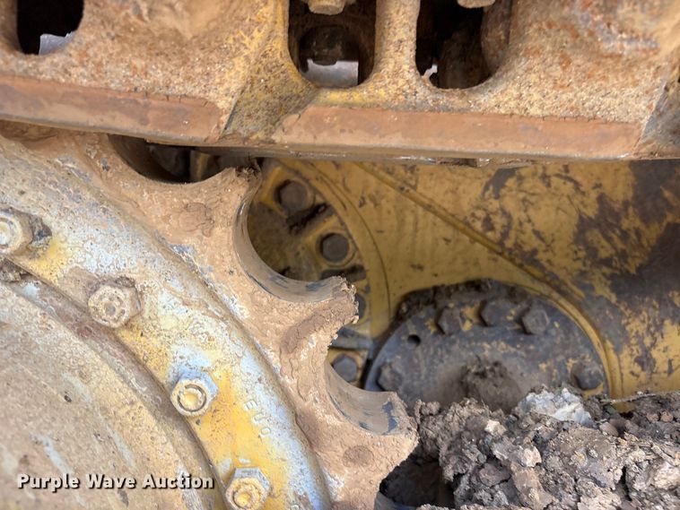 image for item FI0233 2013 Caterpillar D6K2 XL dozer
