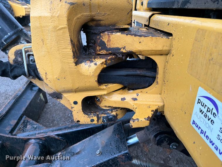 image for item FI0237 2016 Caterpillar 304E2 CR mini excavator