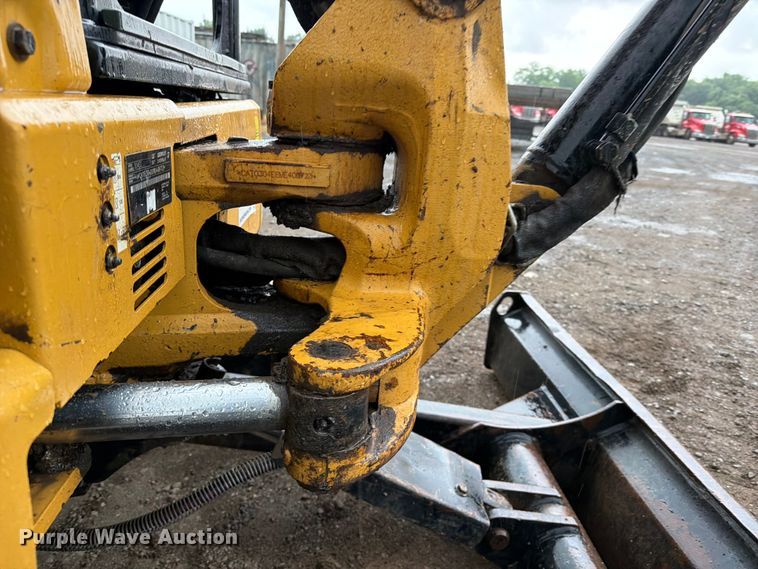 image for item FI0237 2016 Caterpillar 304E2 CR mini excavator