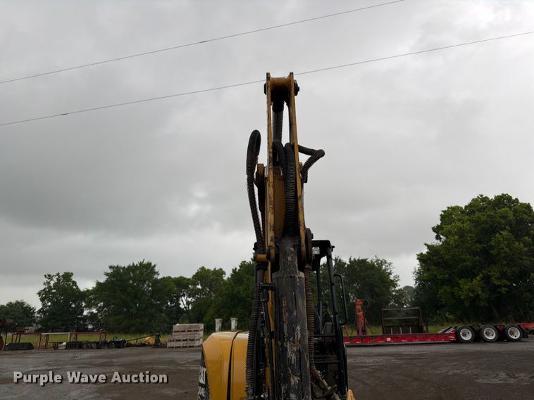 image for item FI0237 2016 Caterpillar 304E2 CR mini excavator