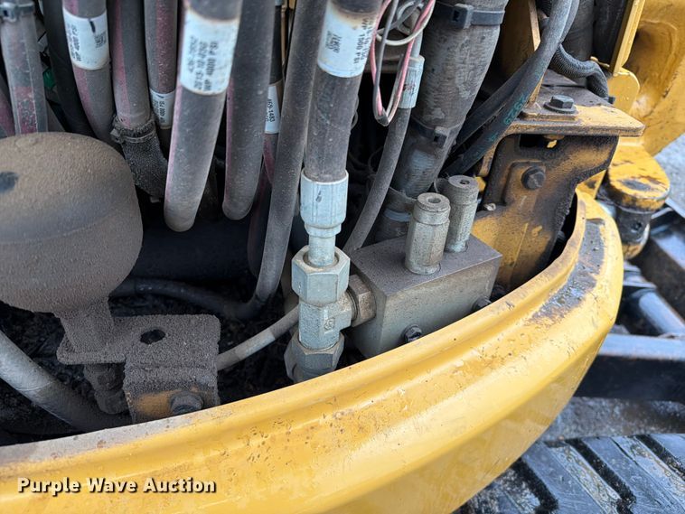 image for item FI0237 2016 Caterpillar 304E2 CR mini excavator