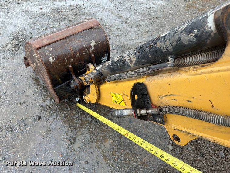 image for item FI0237 2016 Caterpillar 304E2 CR mini excavator