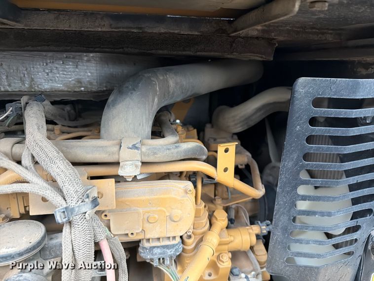 image for item FI0237 2016 Caterpillar 304E2 CR mini excavator