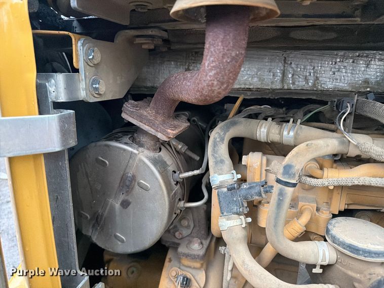image for item FI0237 2016 Caterpillar 304E2 CR mini excavator